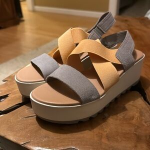 Sorel Cameron flatform